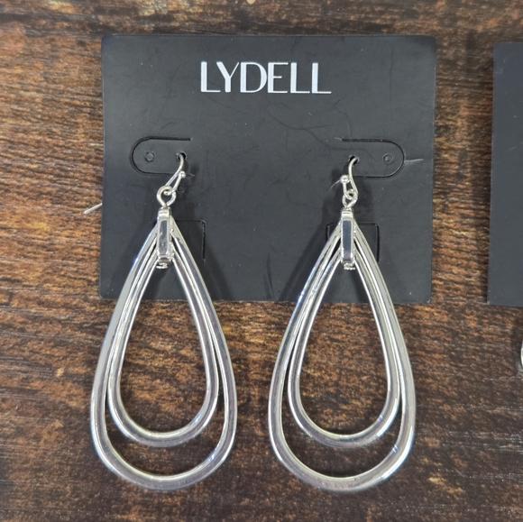 🆕️Lydell New York Silvertone Earring Lot of 4 Pairs - Picture 4 of 5